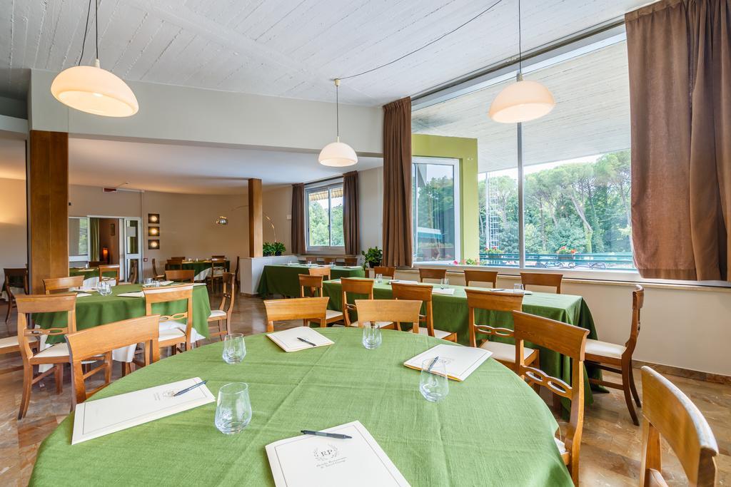 Country Club Hotel 4*